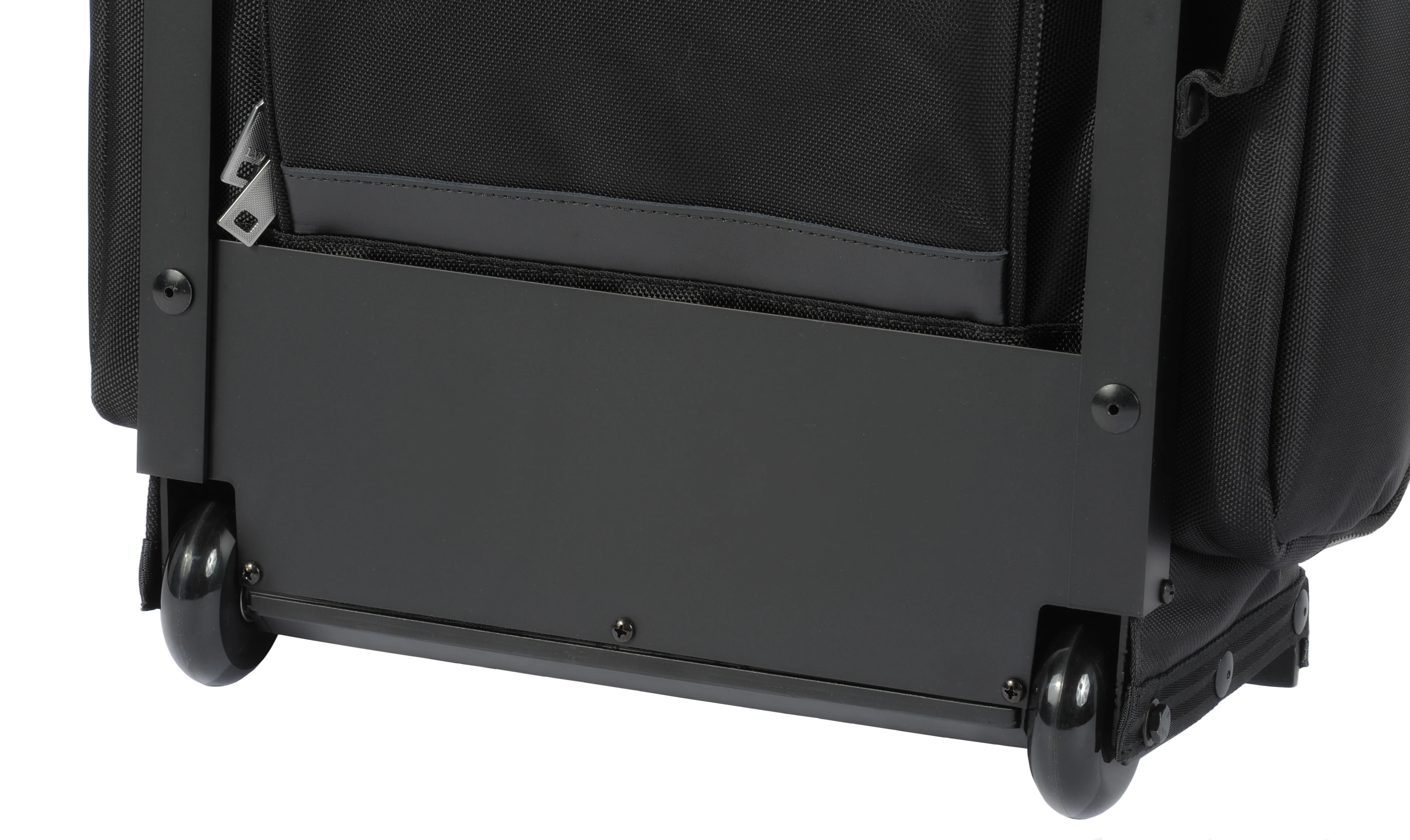Maverick 22" Rolling Bag - Image 14